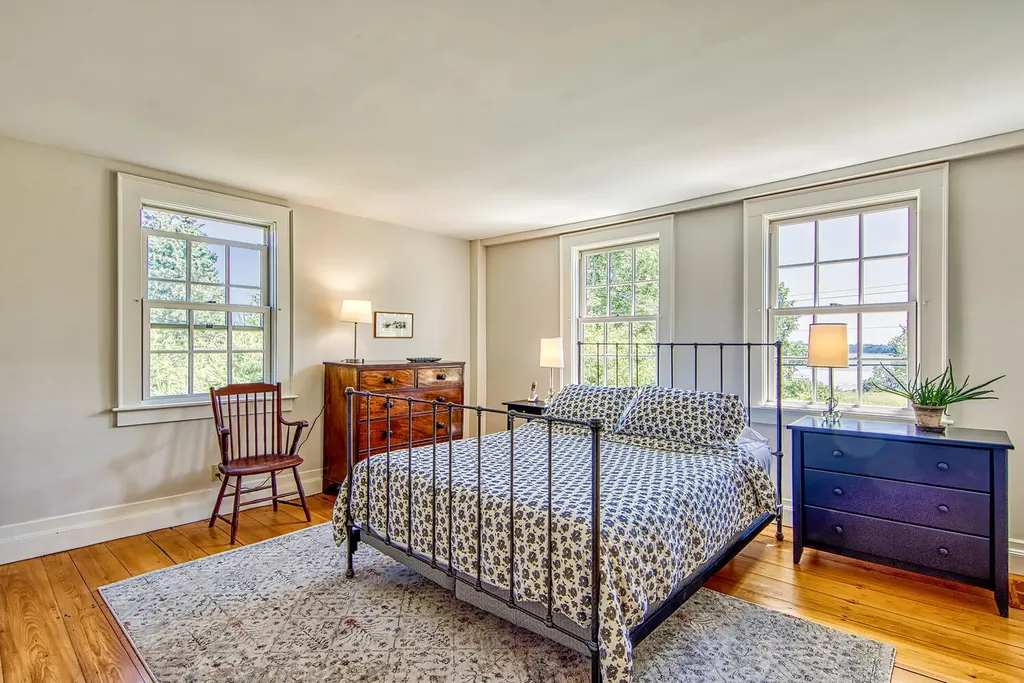 12 Flye Point Road Brooklin ME 04616