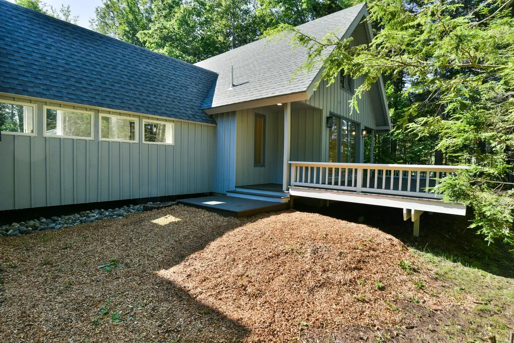 10 Ledgemere Road Harpswell ME 04066