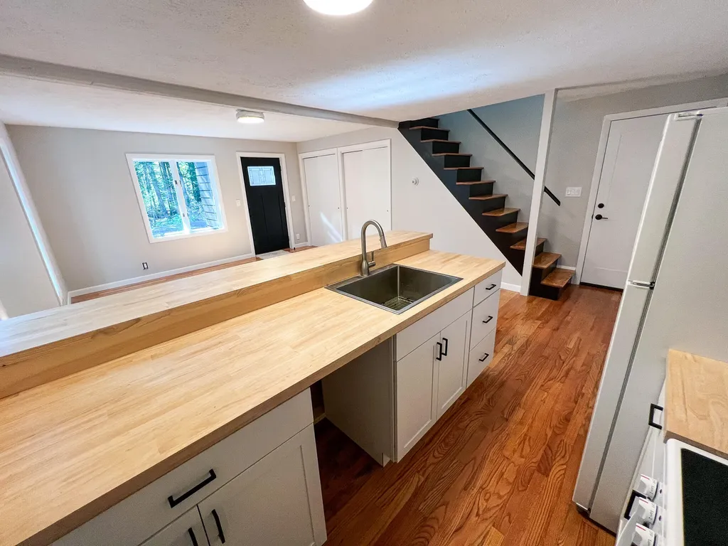 10 Ledgemere Road Harpswell ME 04066