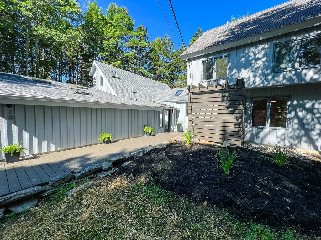 10 Ledgemere Road Harpswell ME 04066