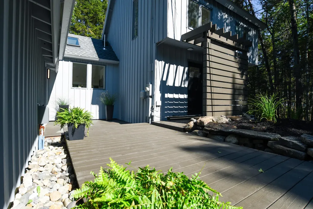 10 Ledgemere Road Harpswell ME 04066