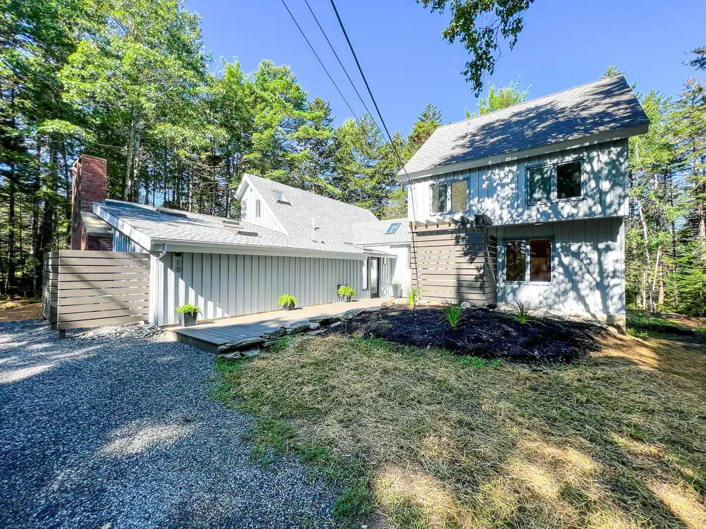 10 Ledgemere Road Harpswell ME 04066