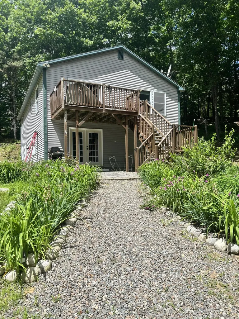 39 Fairbanks Road Manchester ME 04351