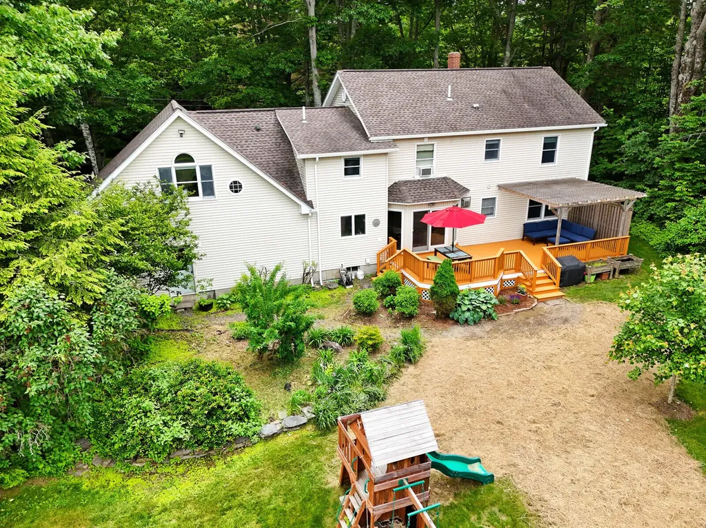 4 Randall Road Winslow ME 04901