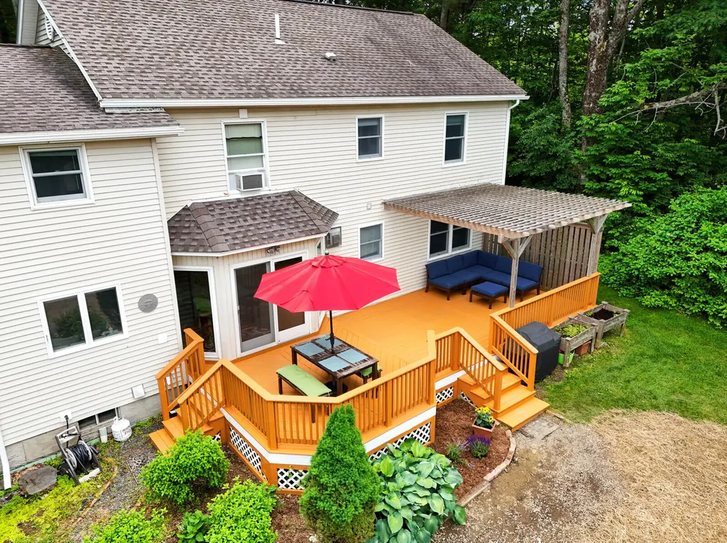 4 Randall Road Winslow ME 04901