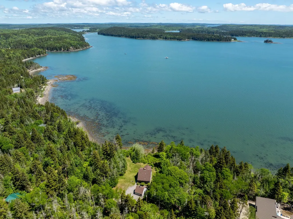 656 Duck Cove Road Roque Bluffs ME 04654