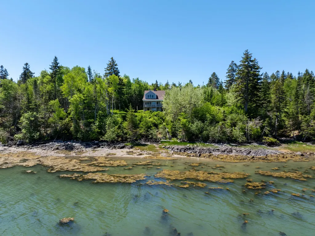 656 Duck Cove Road Roque Bluffs ME 04654