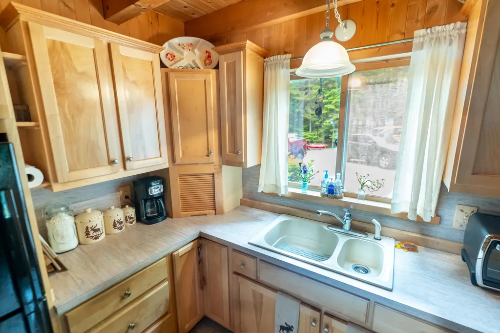 576 Duck Cove Road Roque Bluffs ME 04654