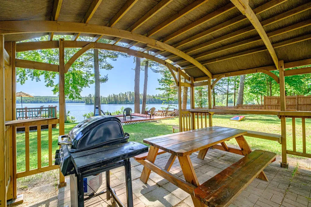 3 Panther Pond Pines Road Raymond ME 04071