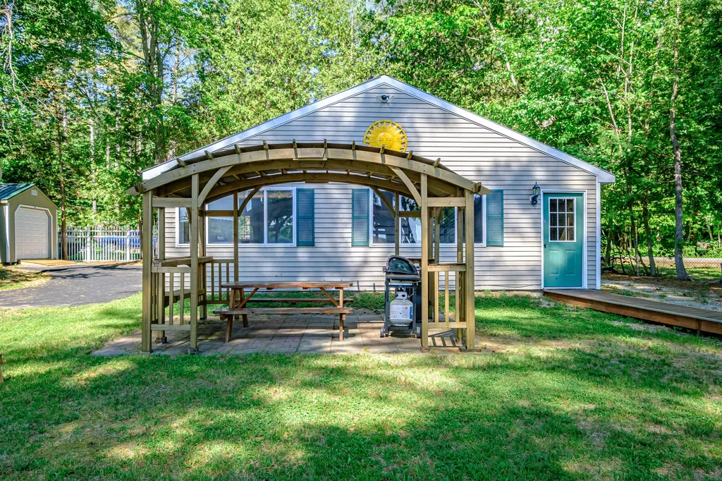 3 Panther Pond Pines Road Raymond ME 04071