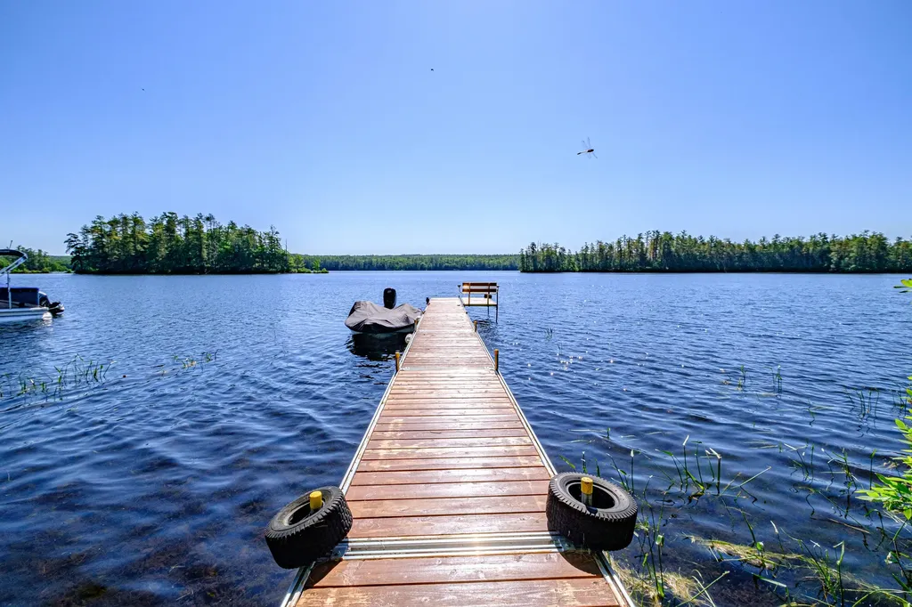 3 Panther Pond Pines Road Raymond ME 04071