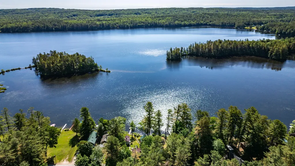 3 Panther Pond Pines Road Raymond ME 04071