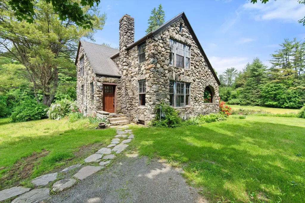 1320 State Street Veazie ME 04401