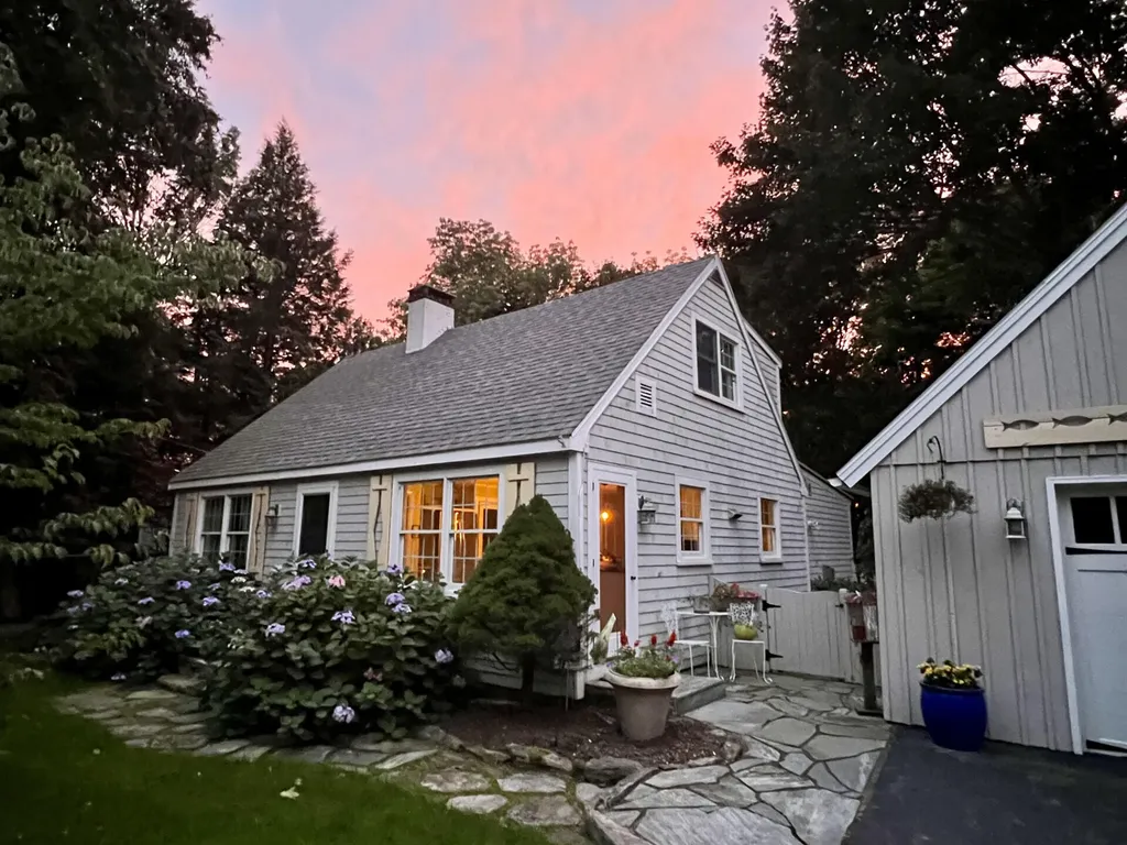 163 Chestnut Street Camden ME 04843