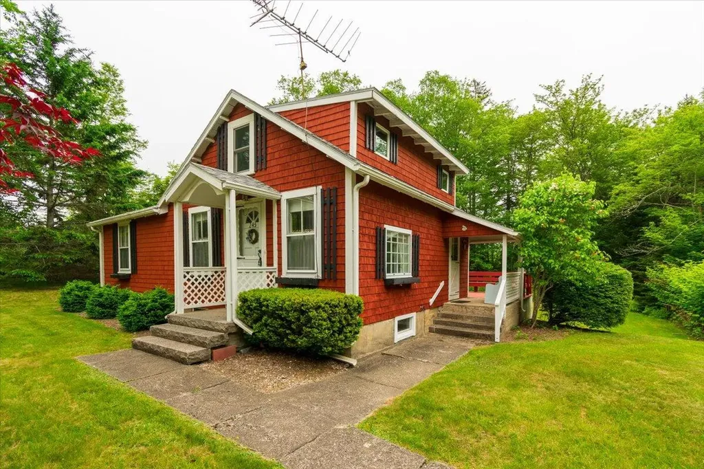 245 Wallston Road Saint George ME 04860