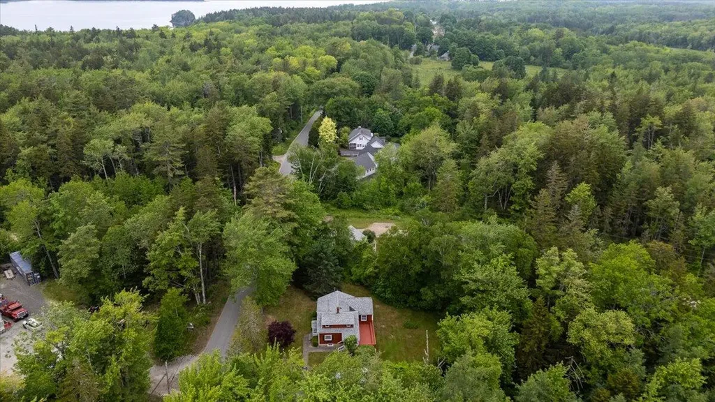 245 Wallston Road Saint George ME 04860