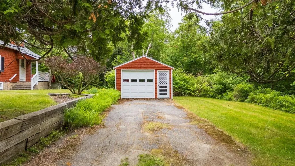 245 Wallston Road Saint George ME 04860