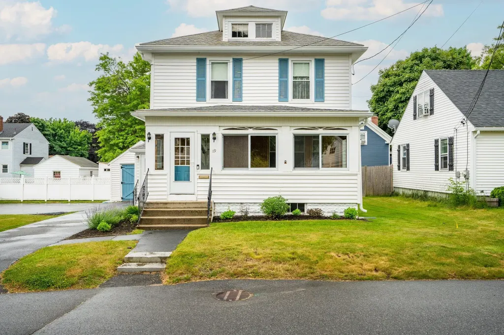 19 Mclean Street South Portland ME 04106