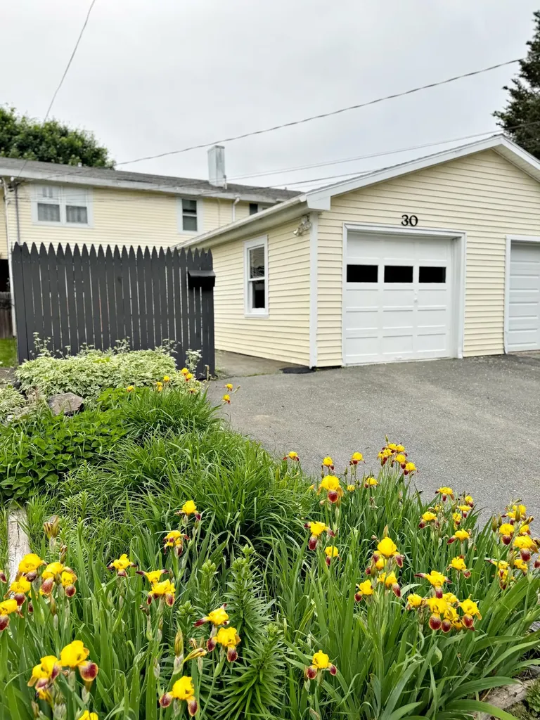 30 Mount Desert Drive Bangor ME 04401