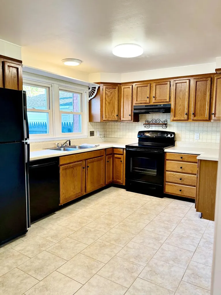 30 Mount Desert Drive Bangor ME 04401