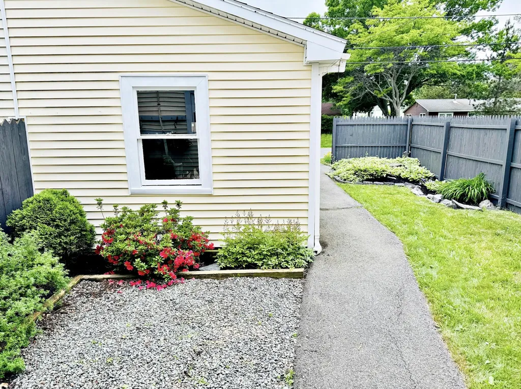 30 Mount Desert Drive Bangor ME 04401