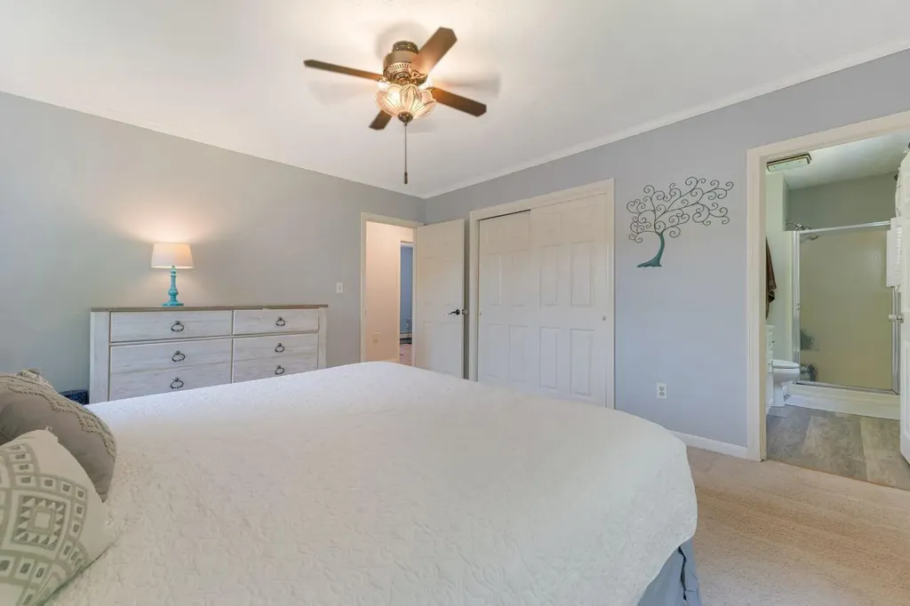 11 Sheffield Avenue Lewiston ME 04240