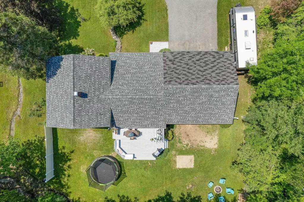 11 Sheffield Avenue Lewiston ME 04240
