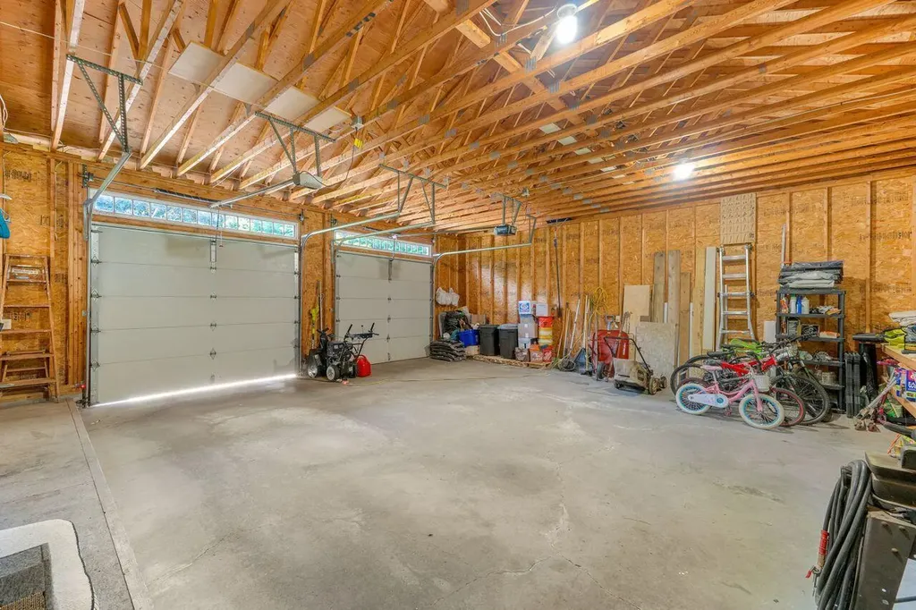 11 Sheffield Avenue Lewiston ME 04240
