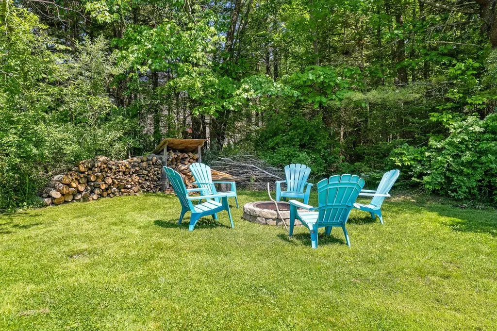 11 Sheffield Avenue Lewiston ME 04240