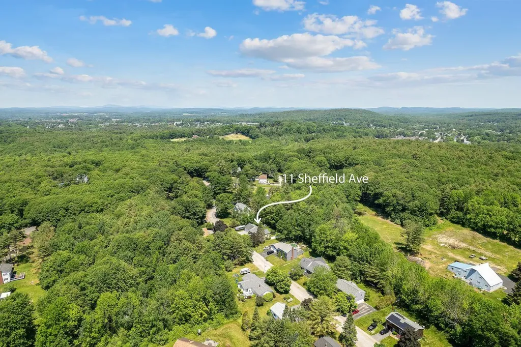 11 Sheffield Avenue Lewiston ME 04240