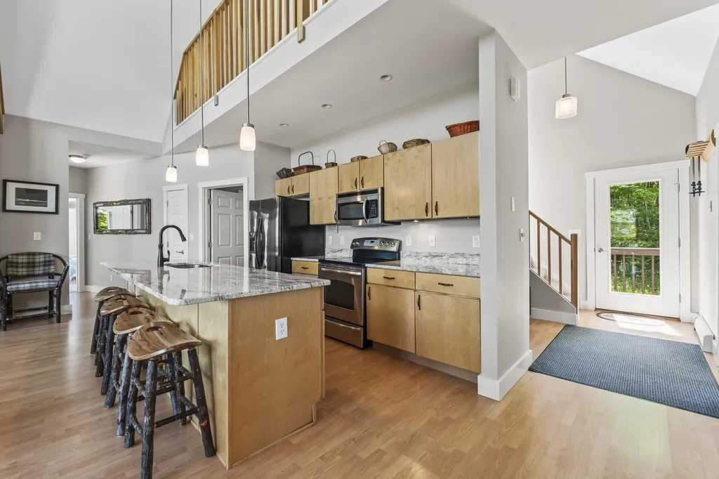 82 Magalloway Loop Sandy River Plt ME 04970