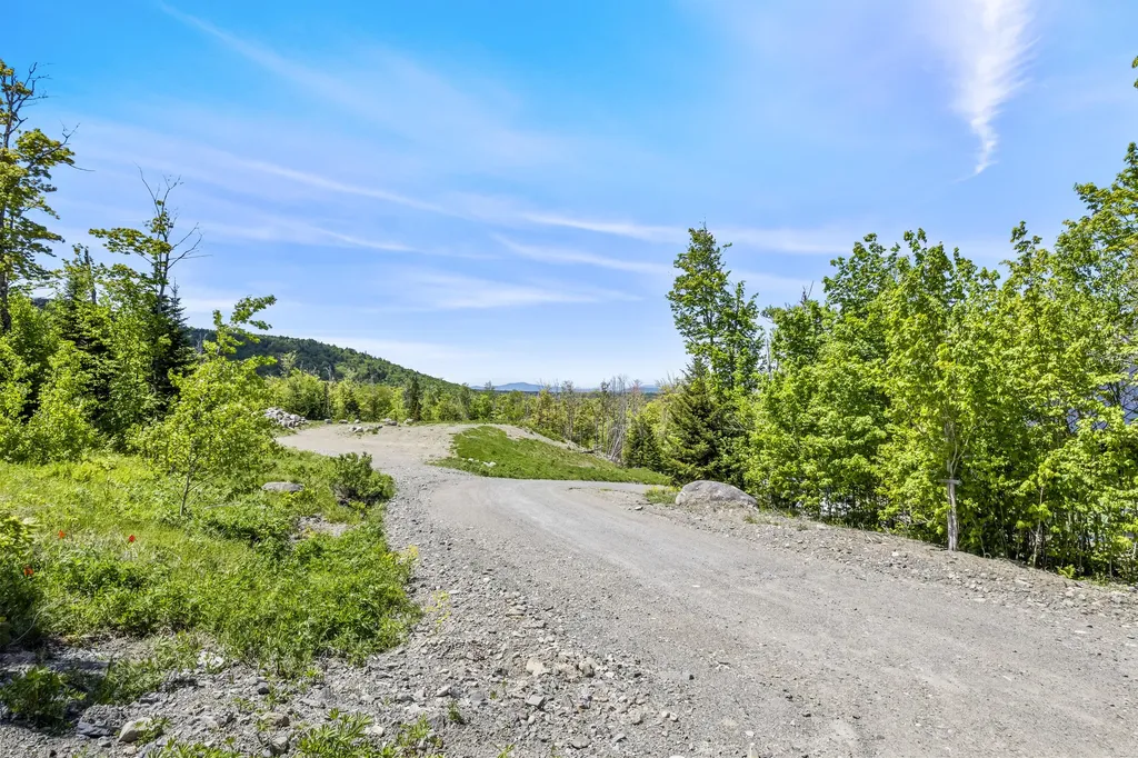 82 Magalloway Loop Sandy River Plt ME 04970