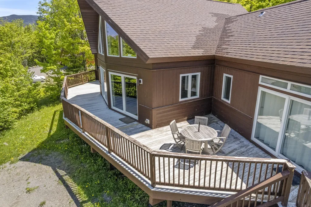 82 Magalloway Loop Sandy River Plt ME 04970