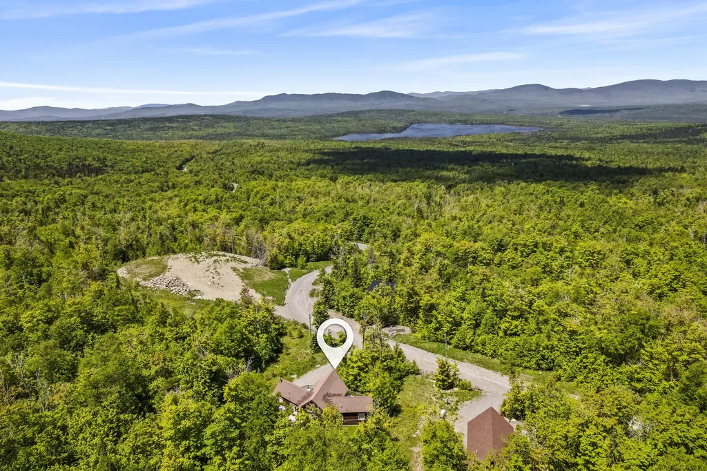 82 Magalloway Loop Sandy River Plt ME 04970