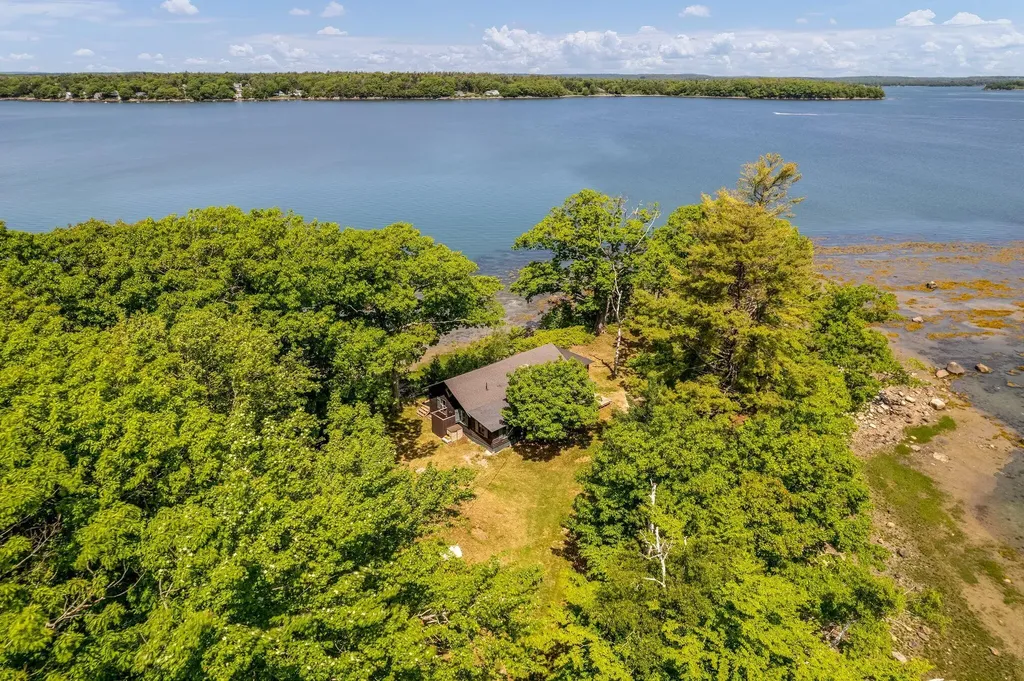 82 Carters Point Road Chebeague Island ME 04017