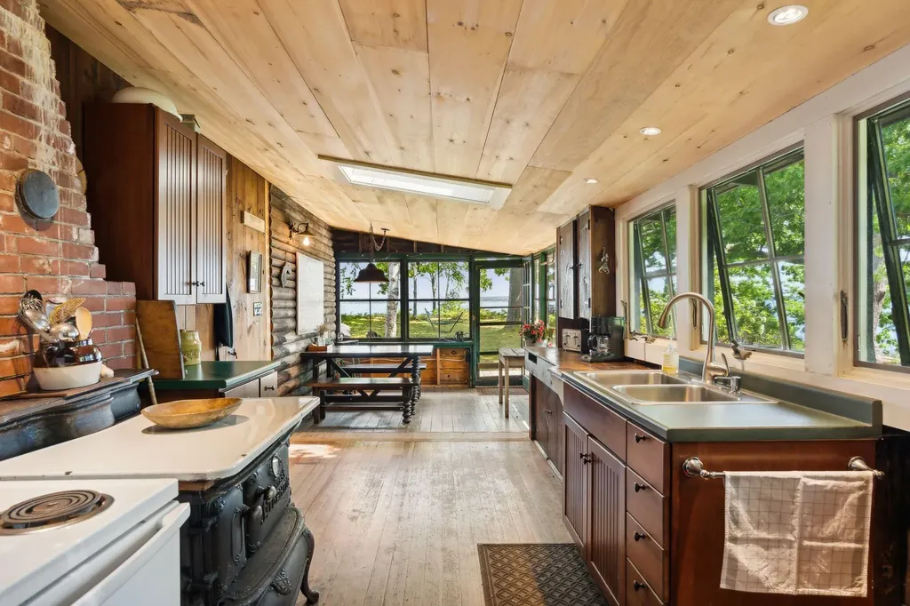82 Carters Point Road Chebeague Island ME 04017