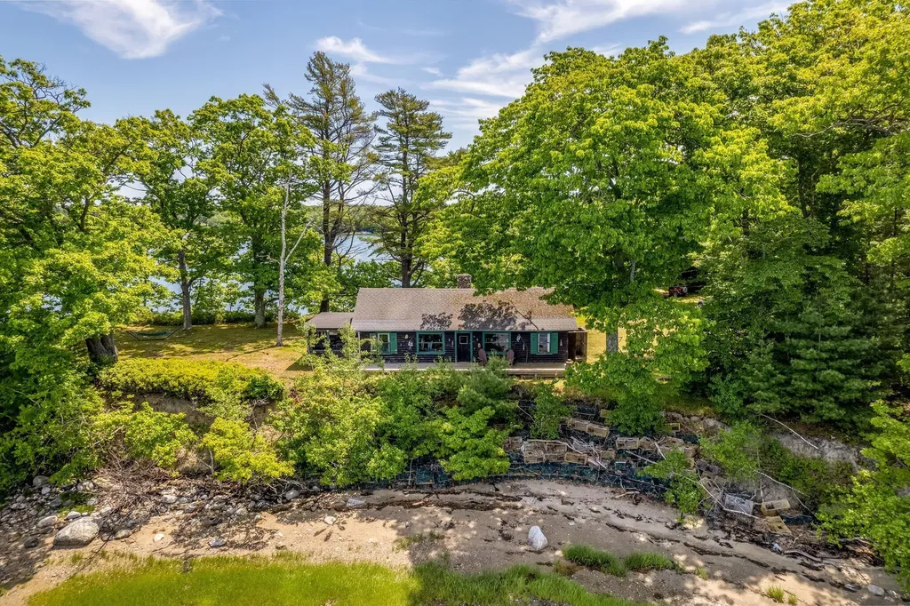 82 Carters Point Road Chebeague Island ME 04017