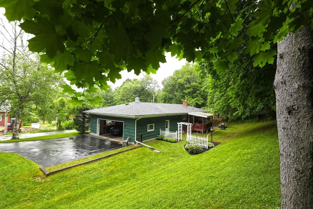 11 Cheney Avenue Randolph ME 04346