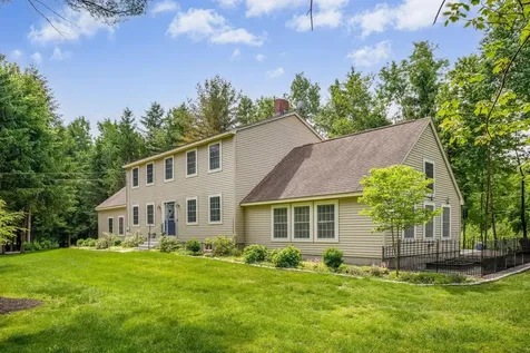 36 Blake Road Farmingdale ME 04344