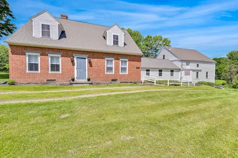 882 Oakland Road Belgrade ME 04917
