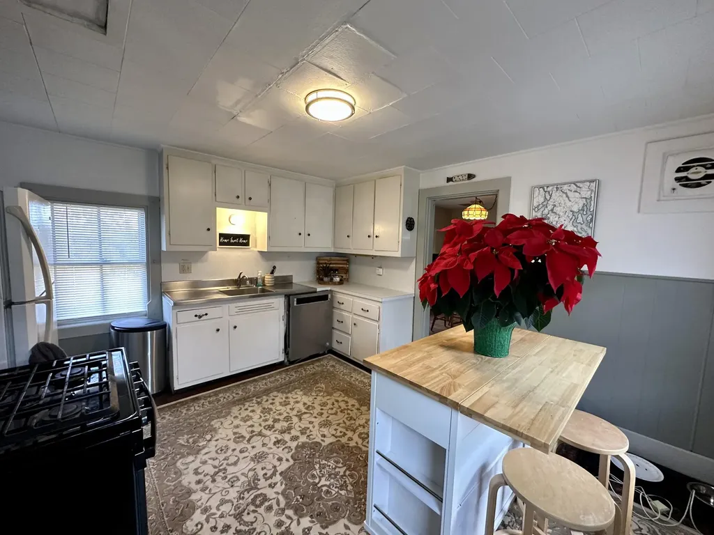 949 Cape Rosier Road Brooksville ME 04642