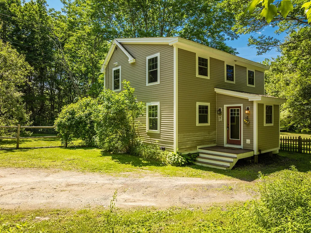 245 Bog Road Rockland ME 04841
