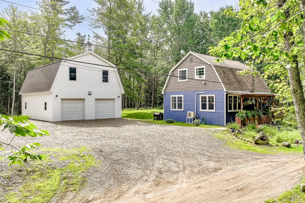 6 Curtis Road Searsport ME 04974