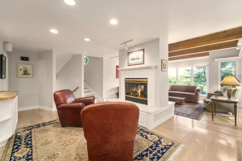 23 Acadia Drive Rockland ME 04841