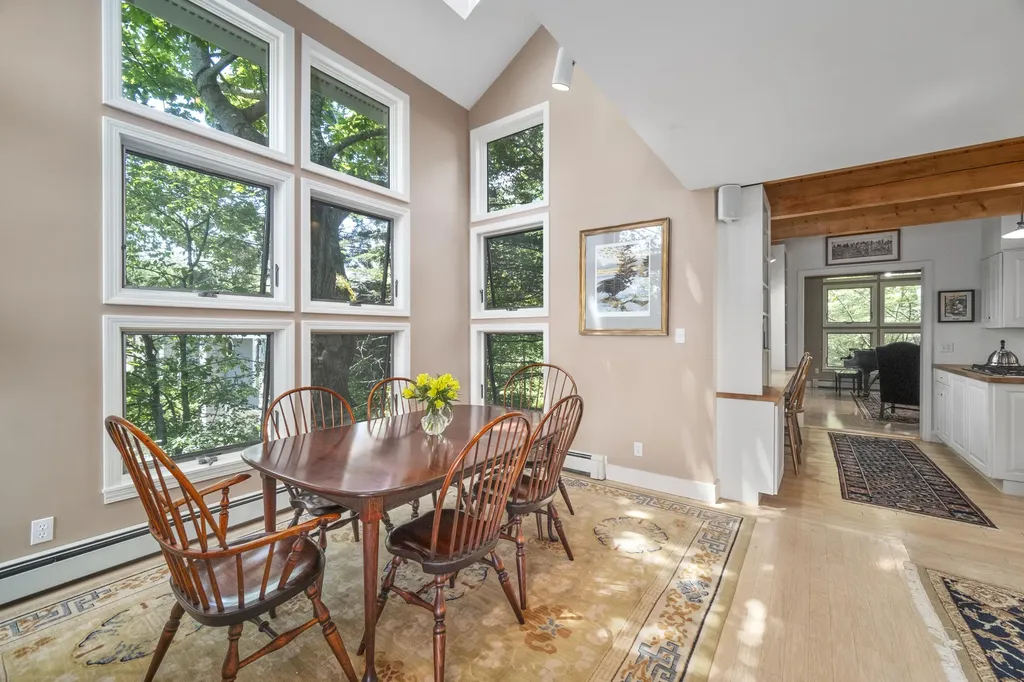 23 Acadia Drive Rockland ME 04841