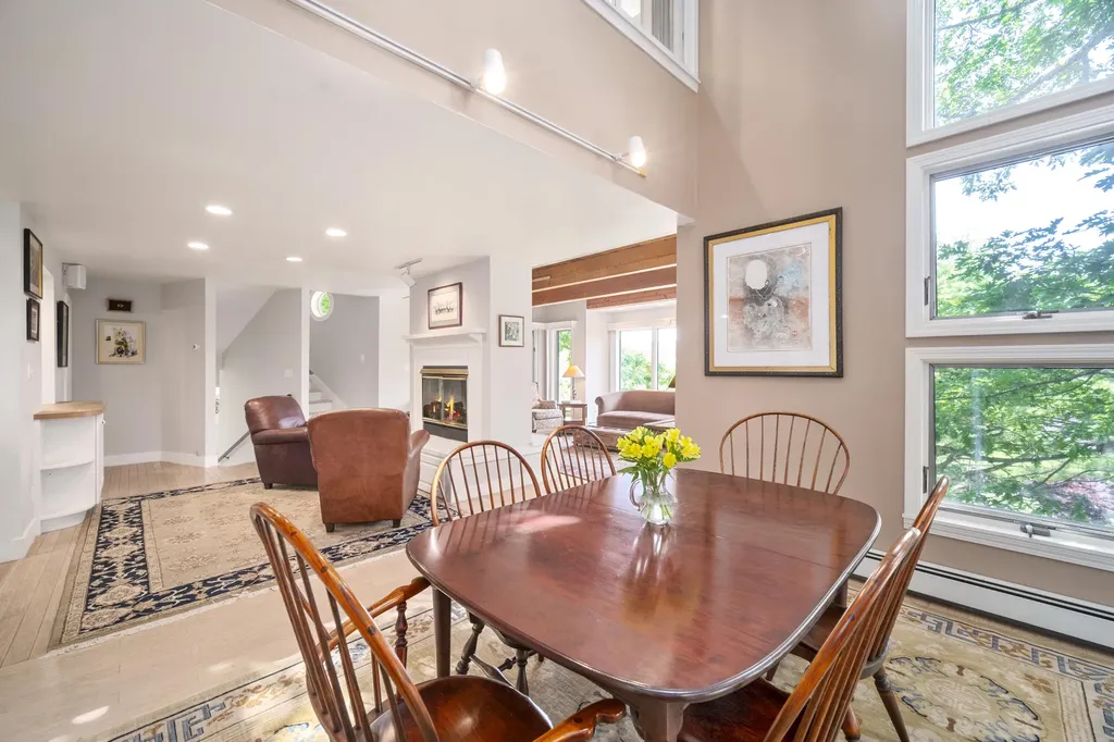 23 Acadia Drive Rockland ME 04841