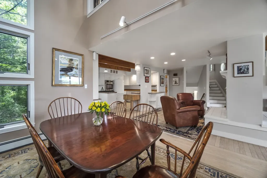 23 Acadia Drive Rockland ME 04841
