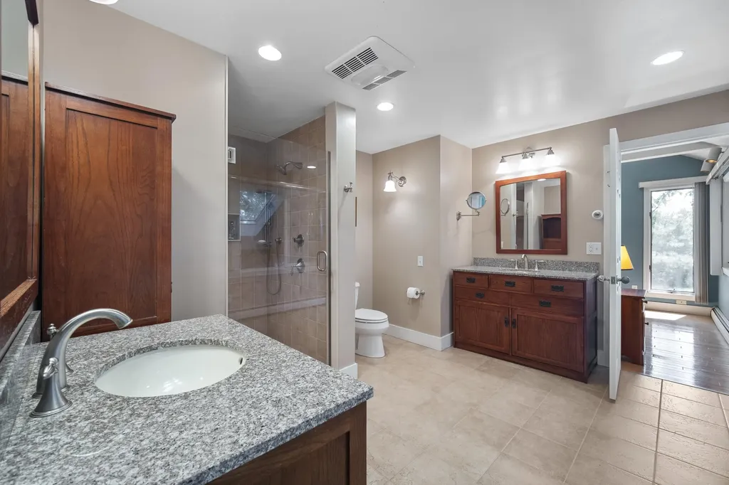 23 Acadia Drive Rockland ME 04841