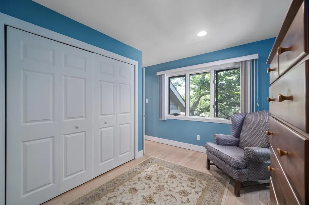 23 Acadia Drive Rockland ME 04841