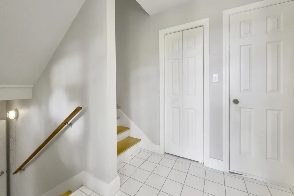 23 Acadia Drive Rockland ME 04841